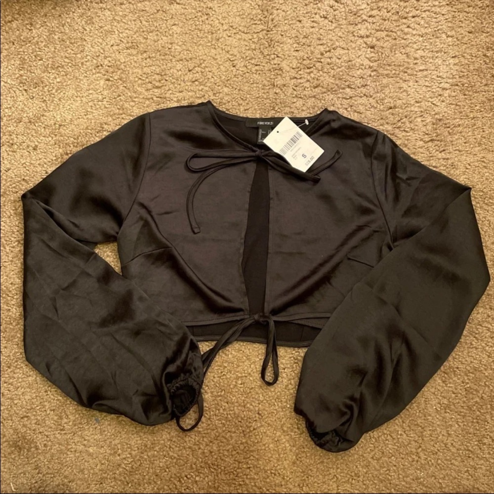 NWT Front Tie Blouse Long Sleeve